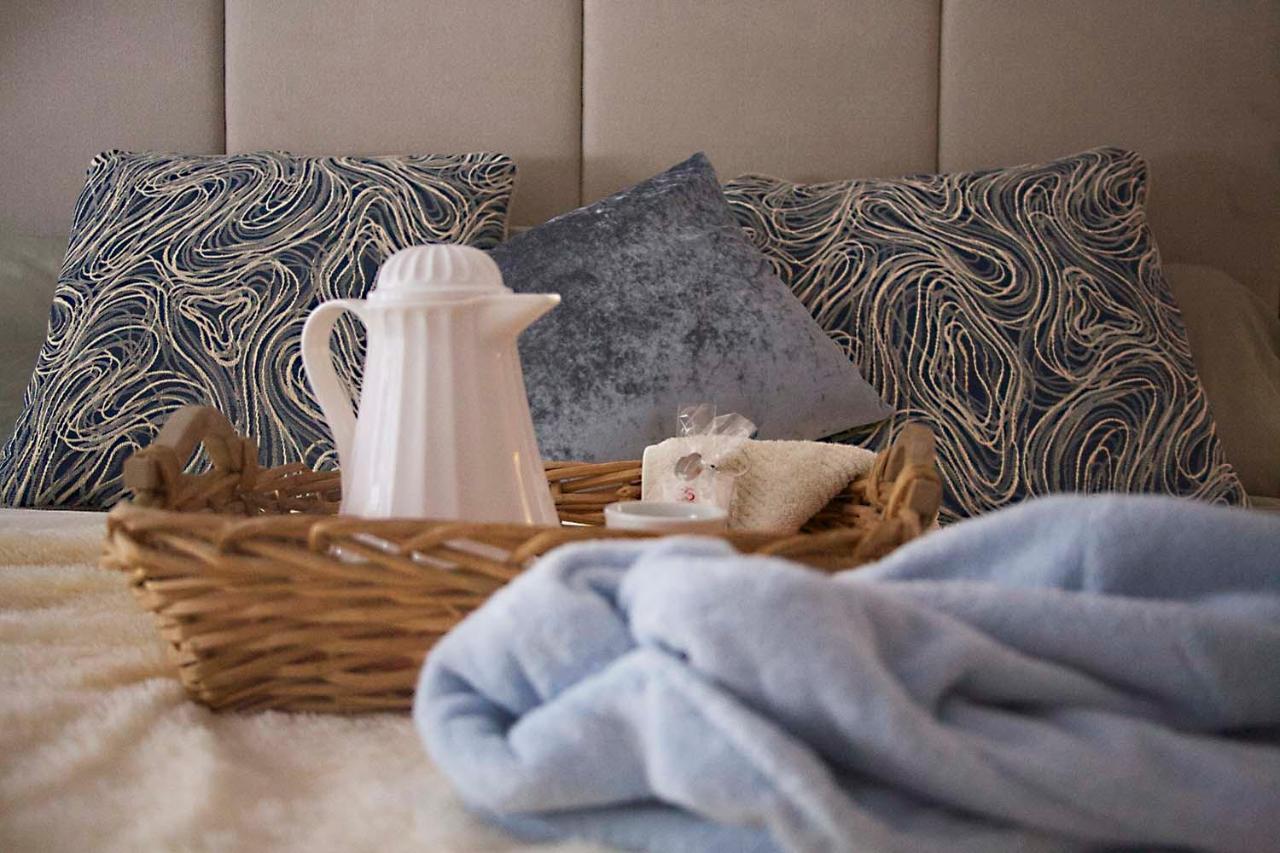 The Cheshire Cat Bed And Breakfastエローラ エクステリア 写真